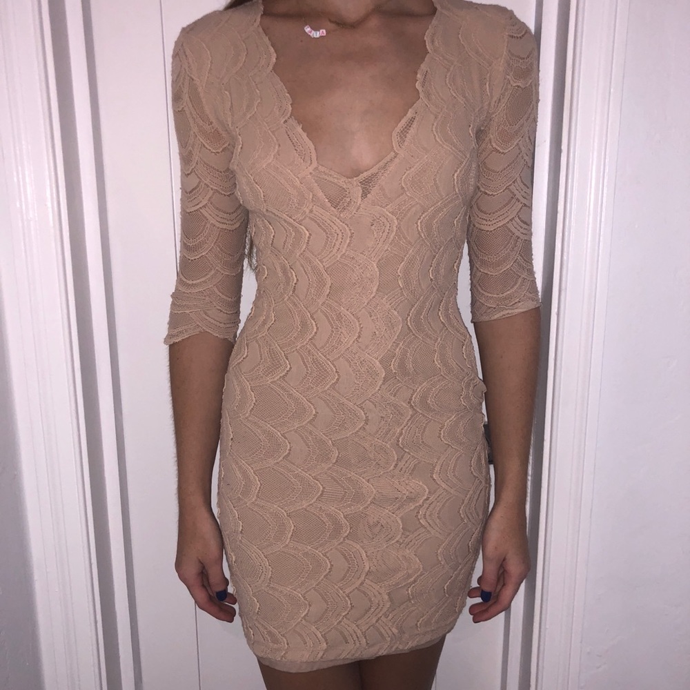 NightCap Clothing Beige Dress Size 1 - Picture 2 of 6